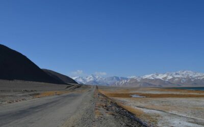 On the road nel Pamir ai piedi dell’Himalaya
