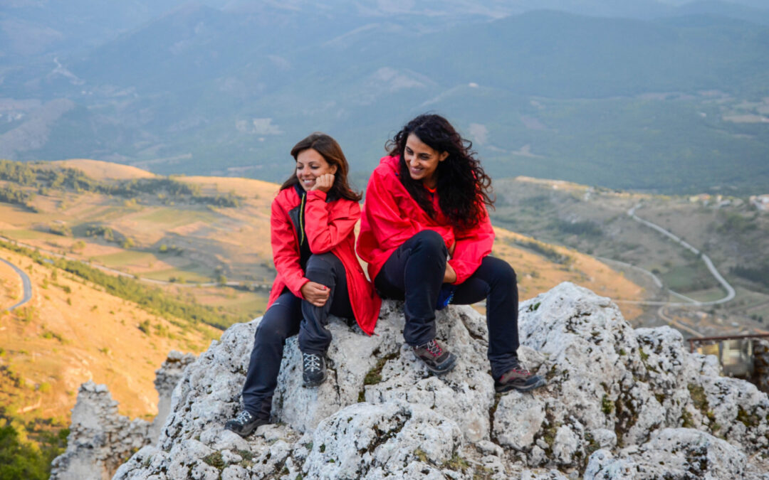 Perché in montagna ci si saluta? Perché sa di buono, bello e genuino. E non solo.