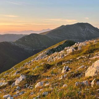 https://www.itinarrando.com/wp-content/uploads/2025/06/8-crepacuore-tramonto-320x320.jpg