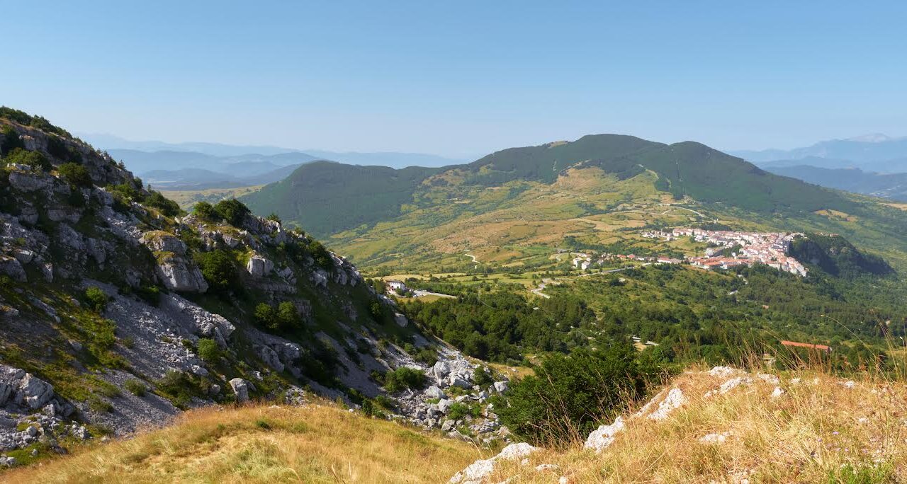 MOLISE (IS): I FUOCHI SACRI. LA ‘NDOCCIATA DI AGNONE, IL RITO E IL TREKKING NEL MOLISE CHE ESISTE