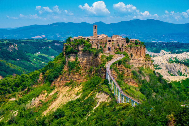 LAZIO/UMBRIA: IL CAMMINO DI LARTH: ORVIETO-BOLSENA-CIVITA DI BAGNOREGIO