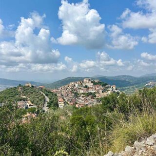 https://www.itinarrando.com/wp-content/uploads/2026/09/calvello-cibolio-320x320.jpg
